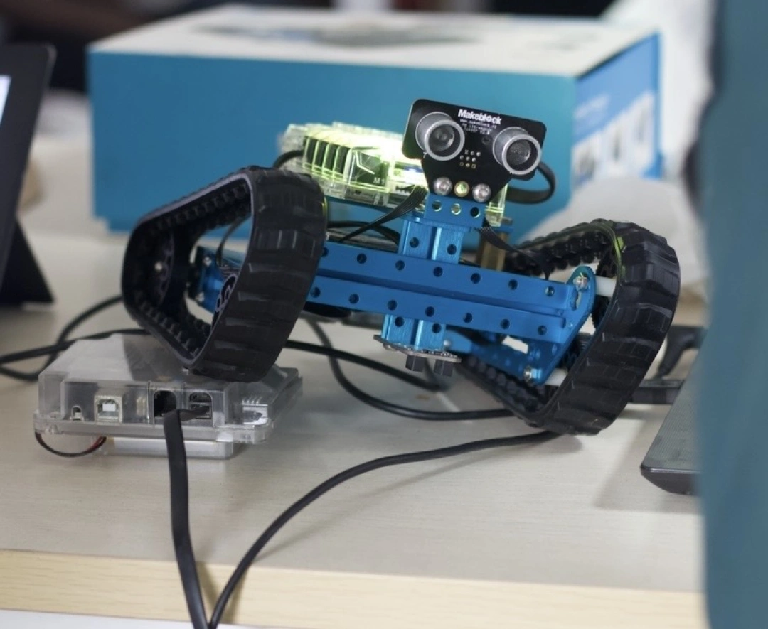Conception d’un robot mobile autonome de détection d’obstacles